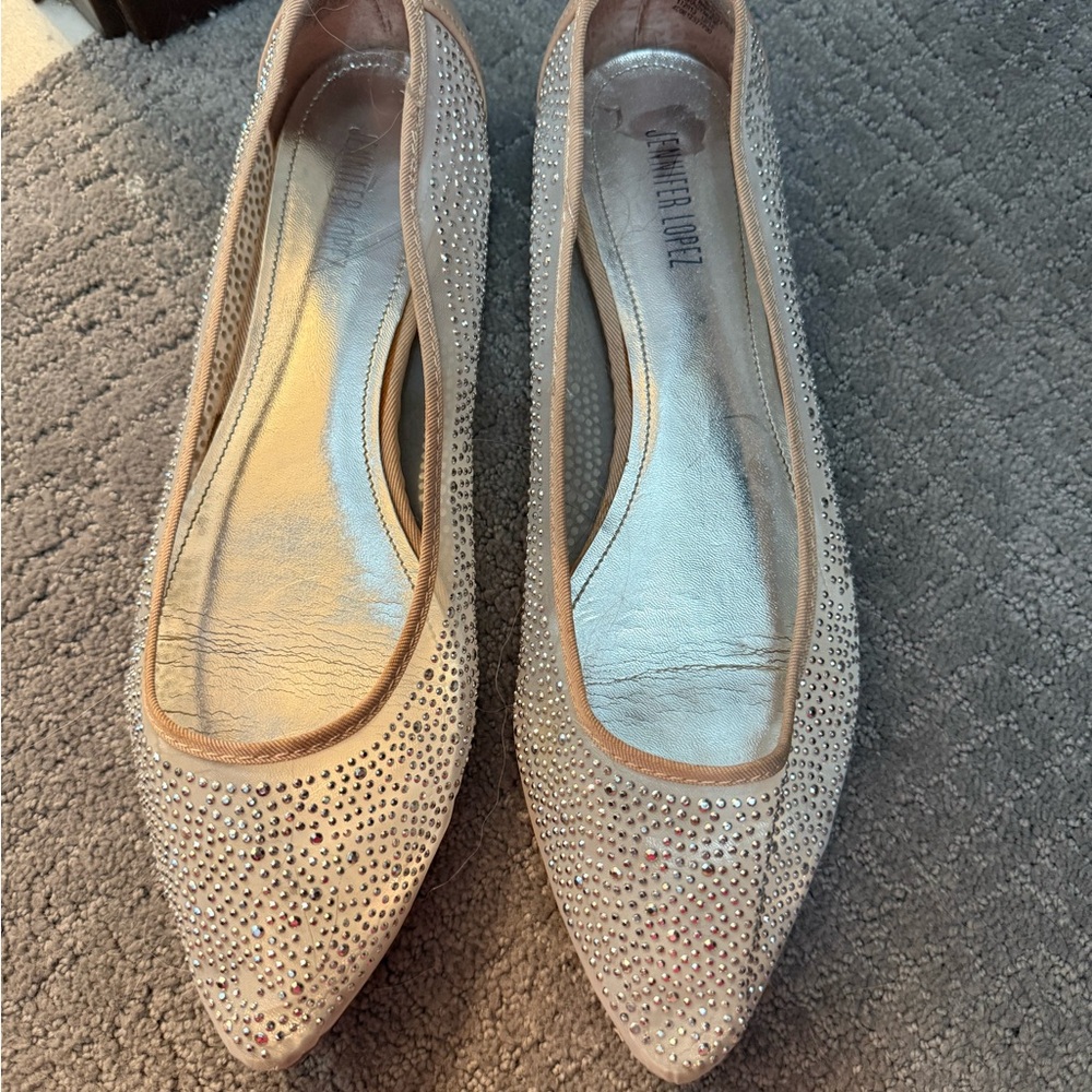 Jennifer Lopez Women's Cream Rhinestone Flats